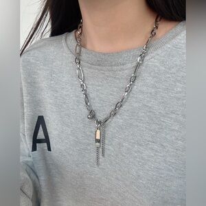 Silver cool unisex necklace
